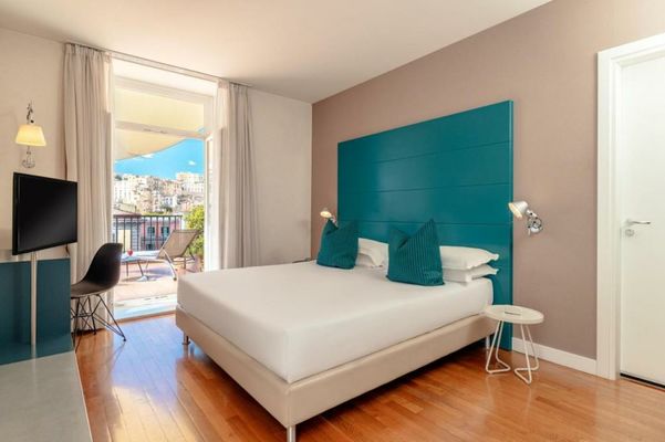 Hotel Piazza Bellini & Apartments