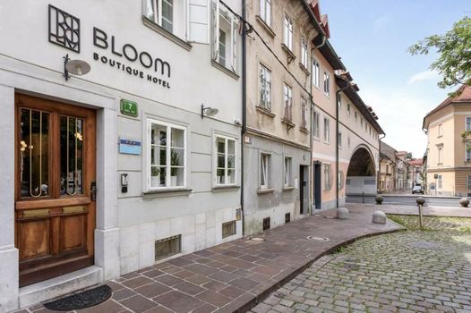 Bloom Hotel