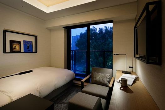 LAMP LIGHT BOOKS HOTEL nagoya