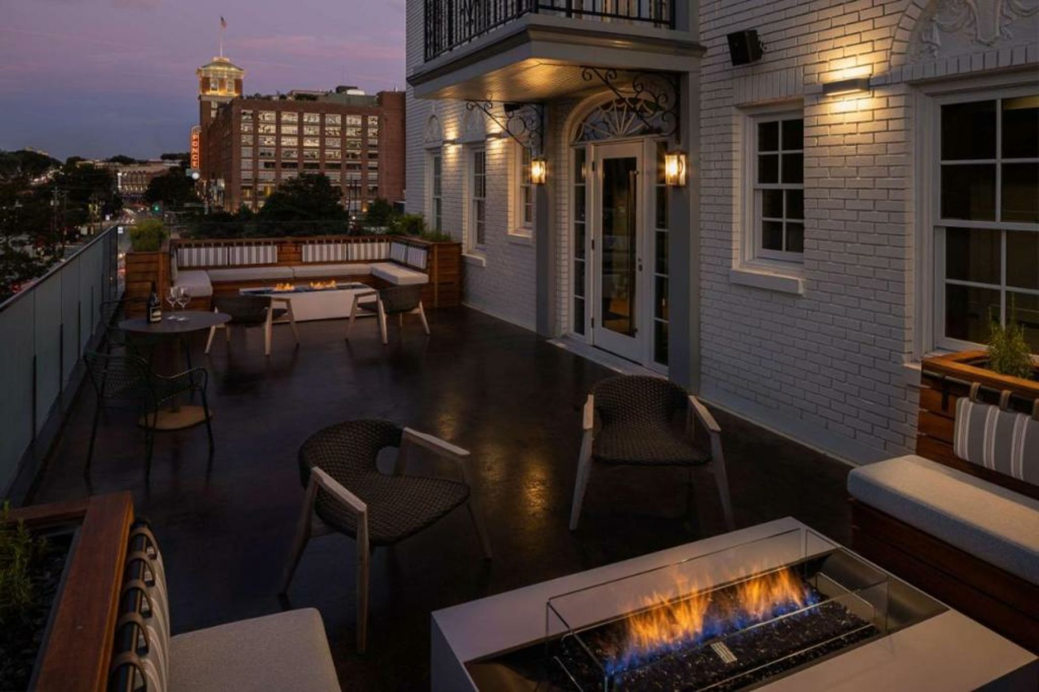 Wylie Hotel Atlanta, Tapestry Collection by Hilton