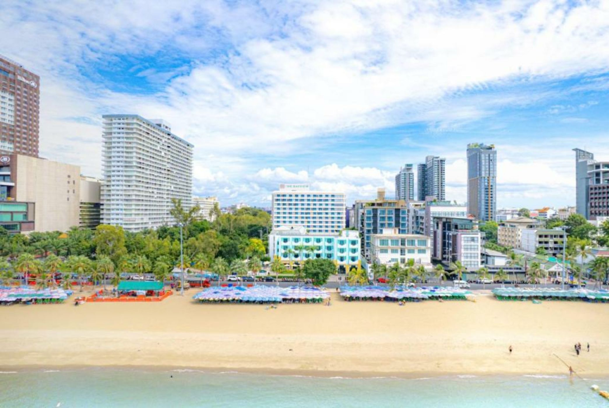 Wave Hotel Pattaya