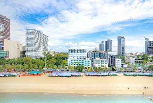 Wave Hotel Pattaya