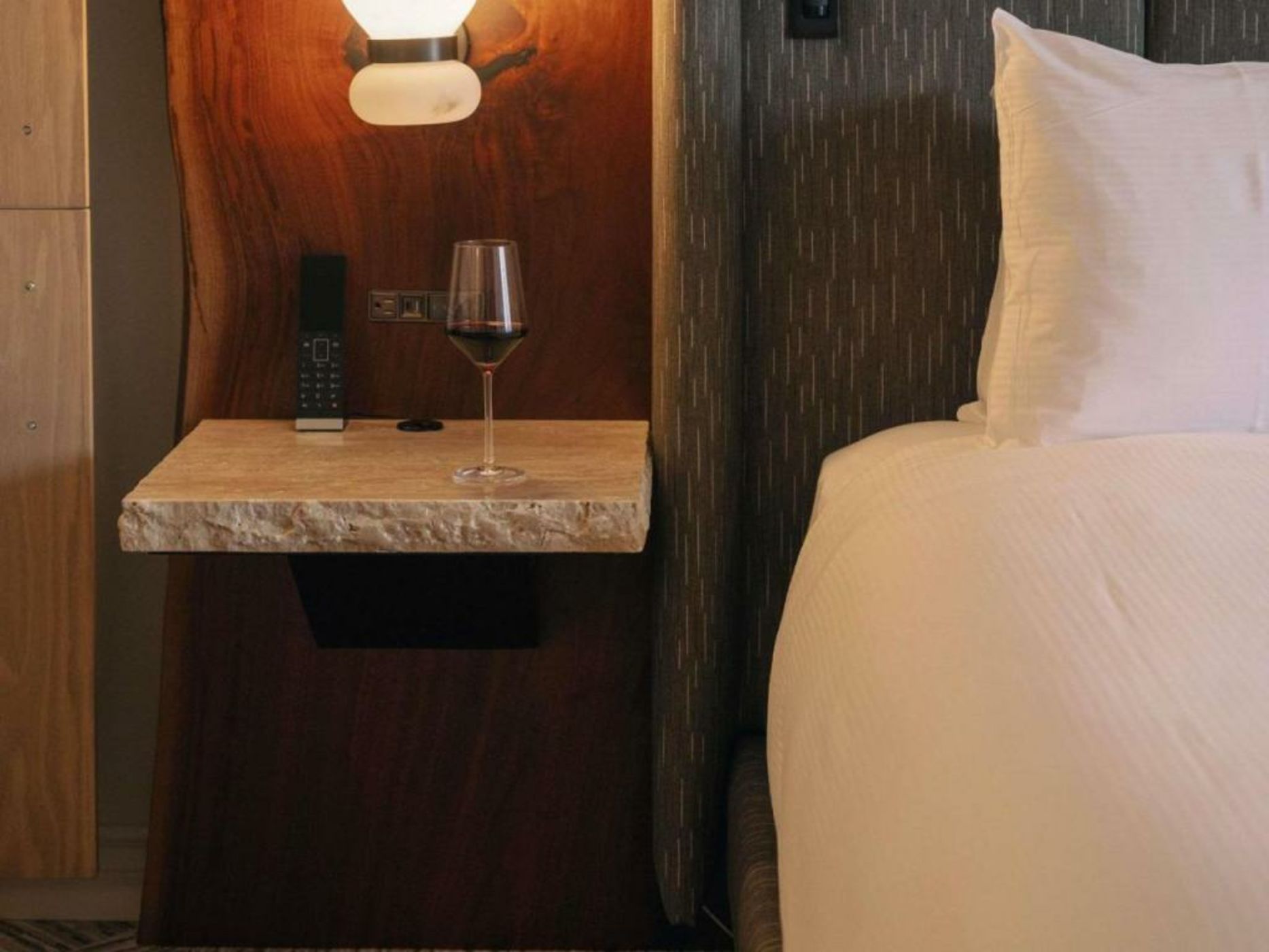 Rimrock Banff, Emblems Collection