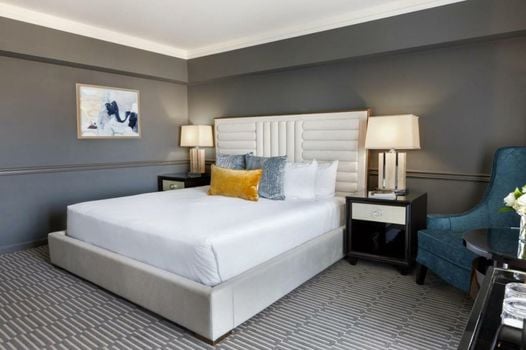 Ambassador Hotel Tulsa, Autograph Collection