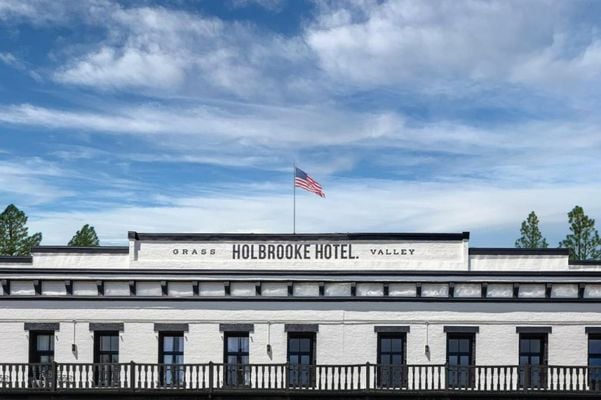 The Holbrooke Hotel