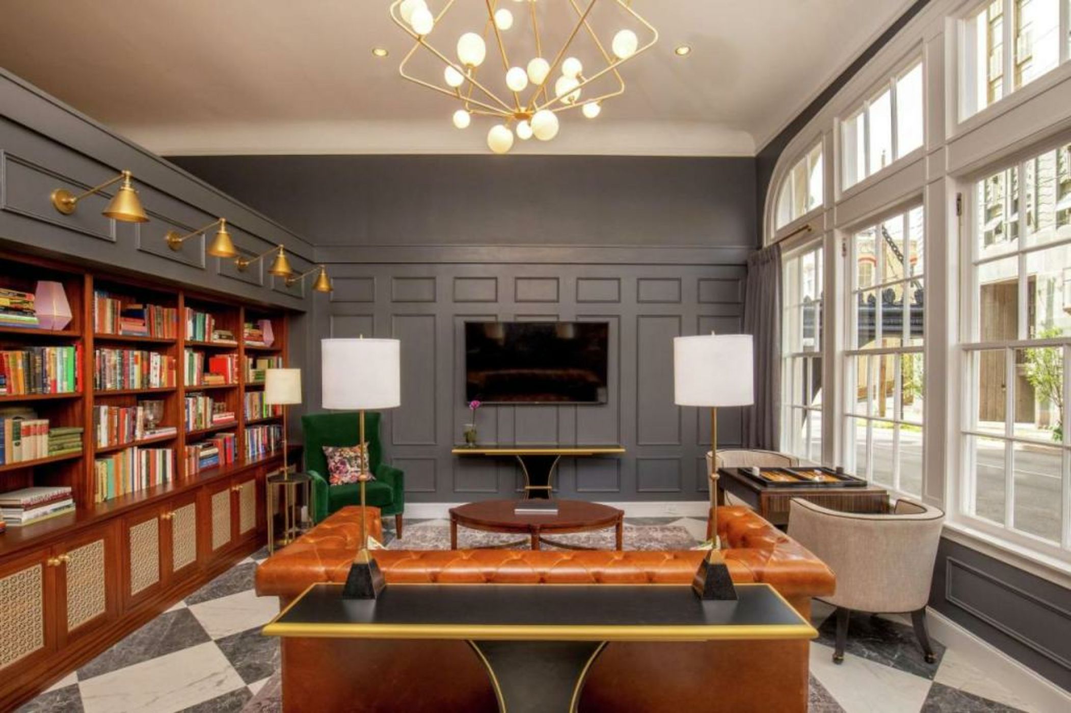 The Virginian Lynchburg, Curio Collection By Hilton