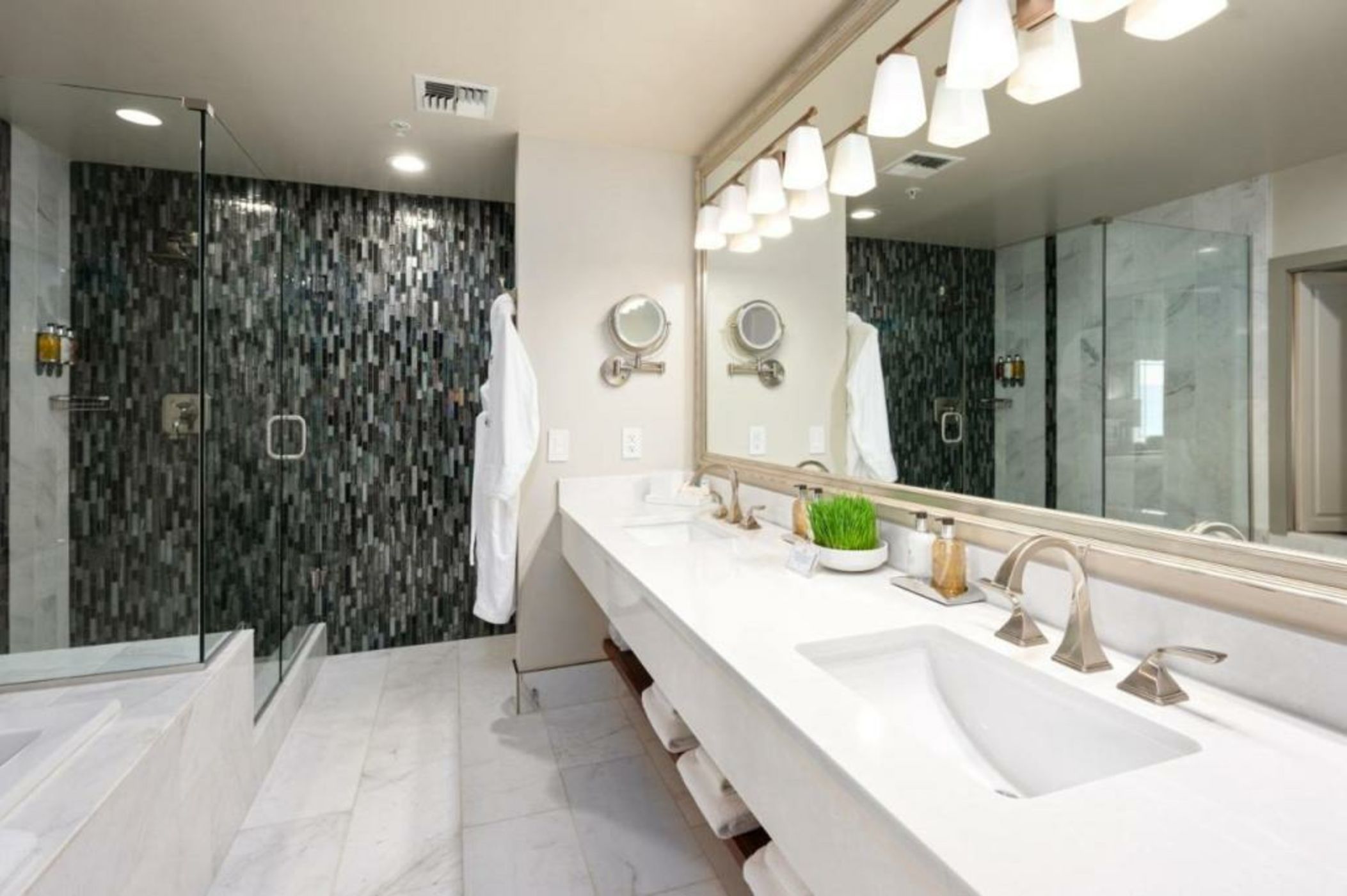 Hotel Bellwether on Bellingham Bay