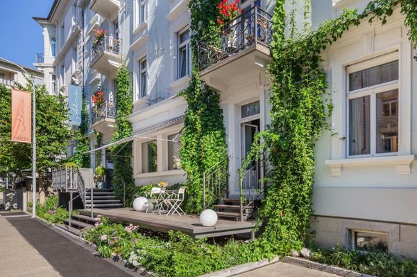 Alma Hotel - Boutique hideaway by the lake with rooftop and ladies-only wellness