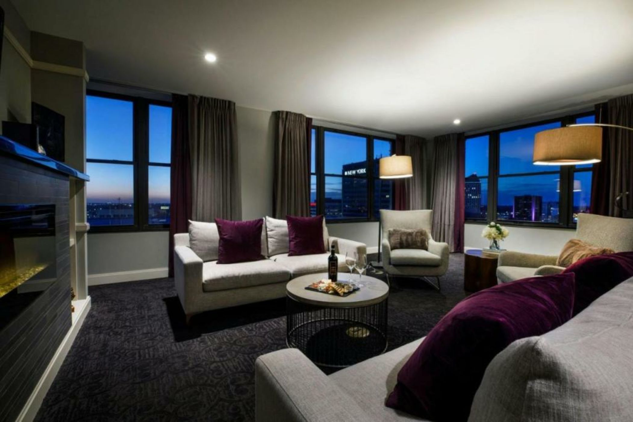 Ambassador Hotel Wichita, Autograph Collection