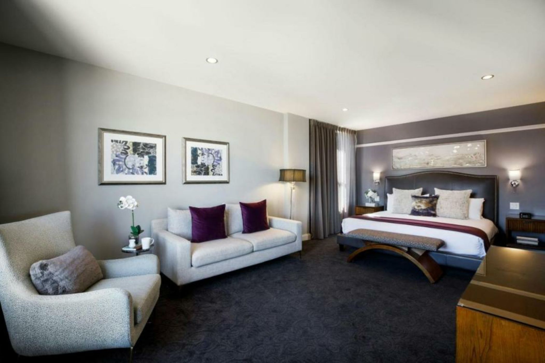 Ambassador Hotel Wichita, Autograph Collection