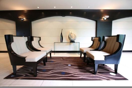 Granville Island Hotel