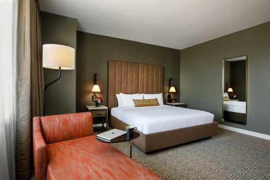 Hotel Vin, Grapevine, Autograph Collection