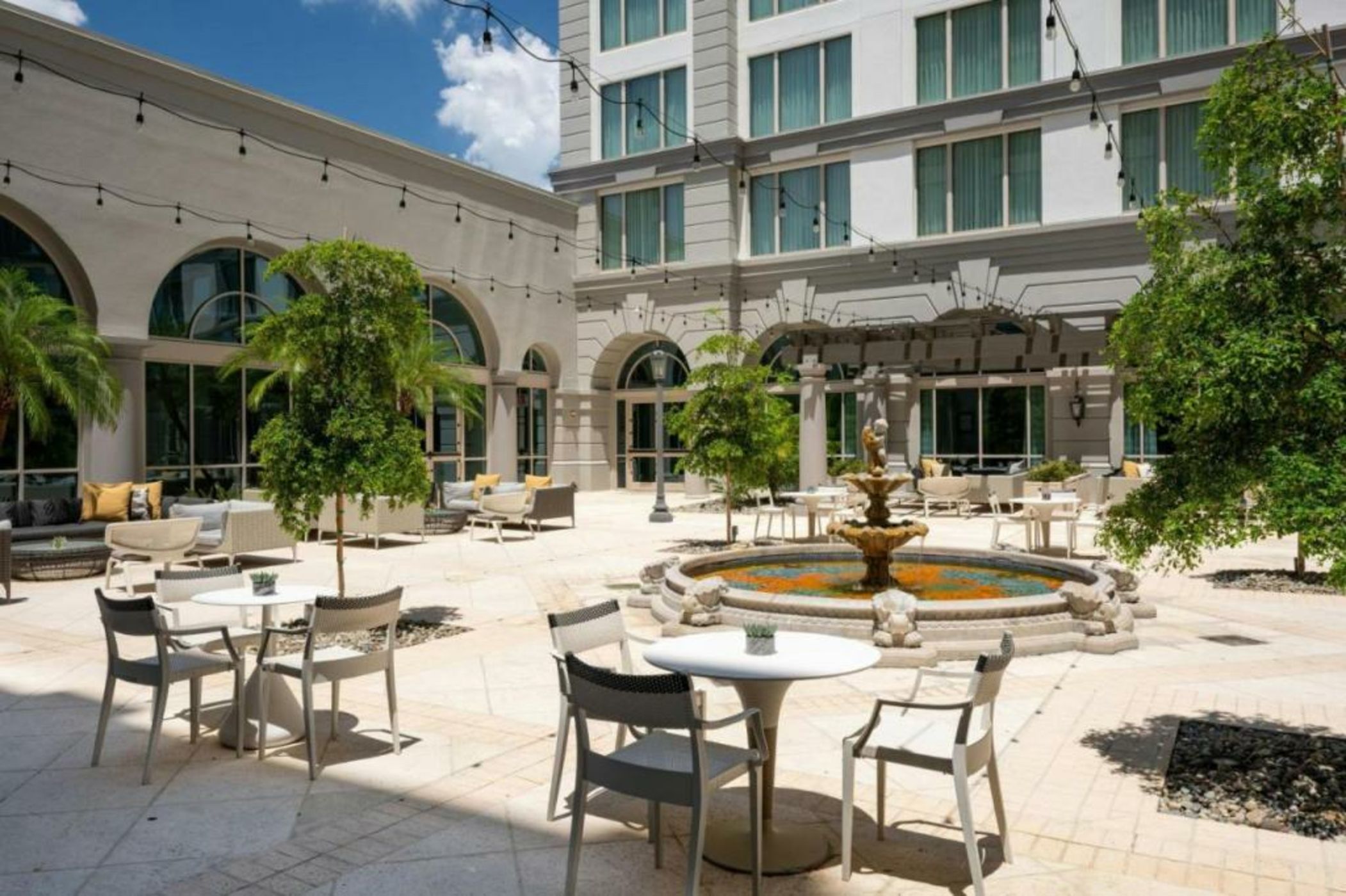 Renaissance Tampa International Plaza Hotel