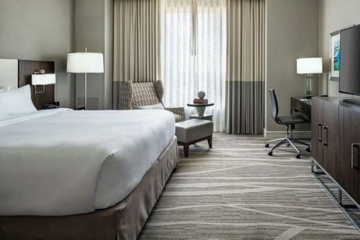 Renaissance Tampa International Plaza Hotel