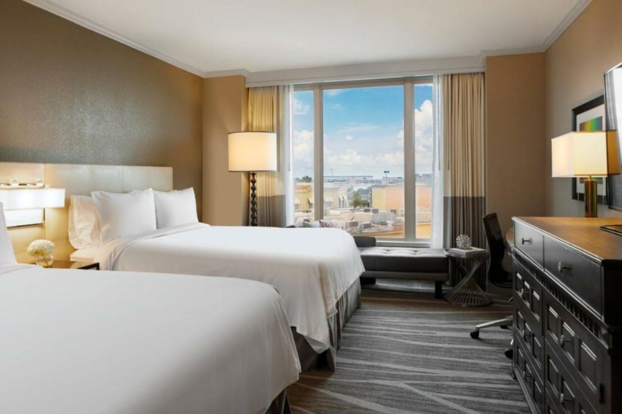 Renaissance Tampa International Plaza Hotel