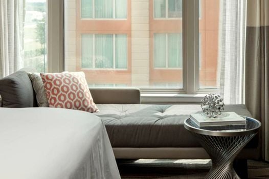 Renaissance Tampa International Plaza Hotel