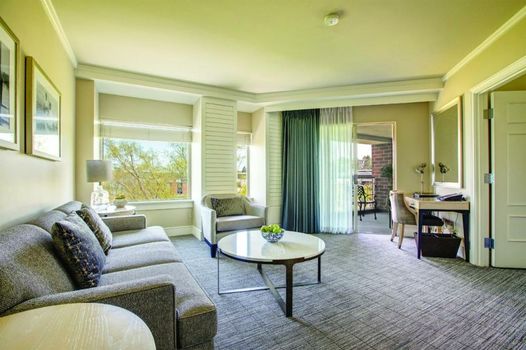 The Woodmark Hotel & Still Spa on Lake Washington