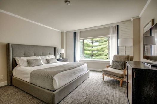 The Woodmark Hotel & Still Spa on Lake Washington