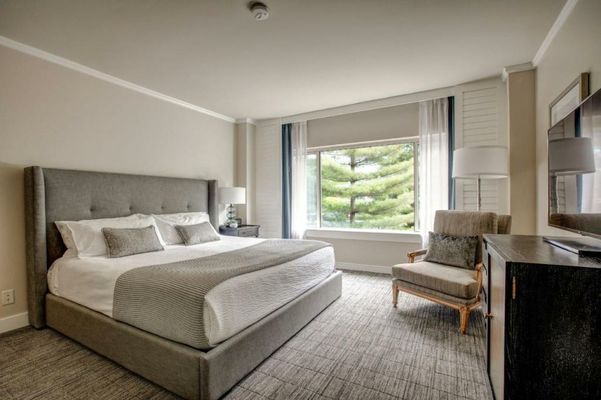 The Woodmark Hotel & Still Spa on Lake Washington