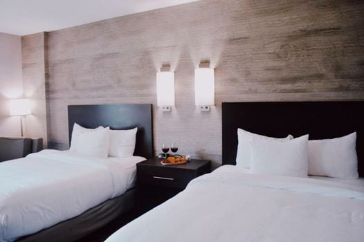 Normandy Farm Hotel & Conference Center