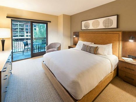 Grand Summit Hotel - Canyons Village, a RockResort