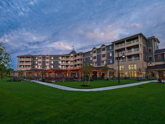 1000 Islands Harbor Hotel