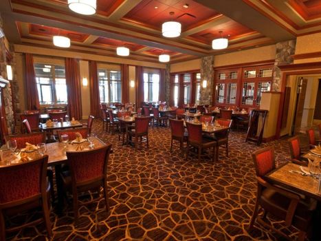 1000 Islands Harbor Hotel