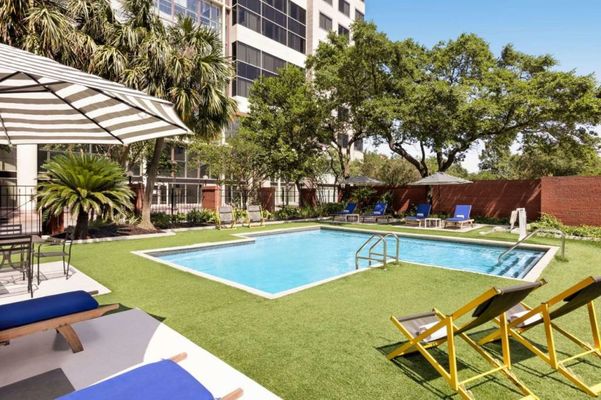 The Admiral, Downtown Historic District