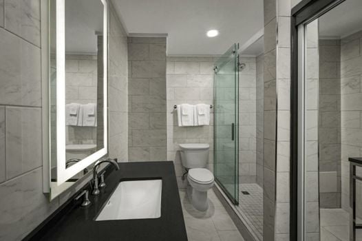 The Admiral, Downtown Historic District