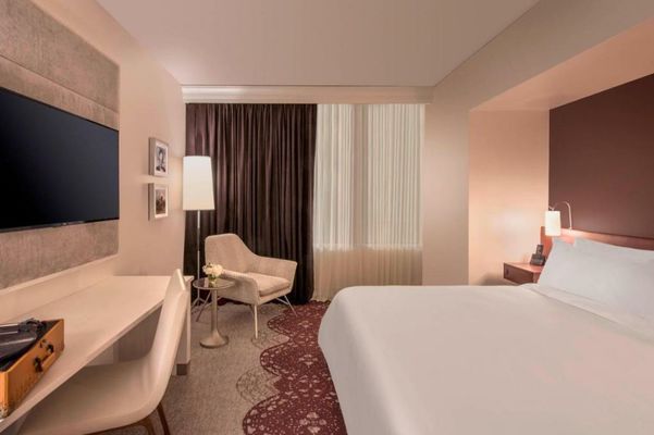 The Elizabeth Hotel, Autograph Collection