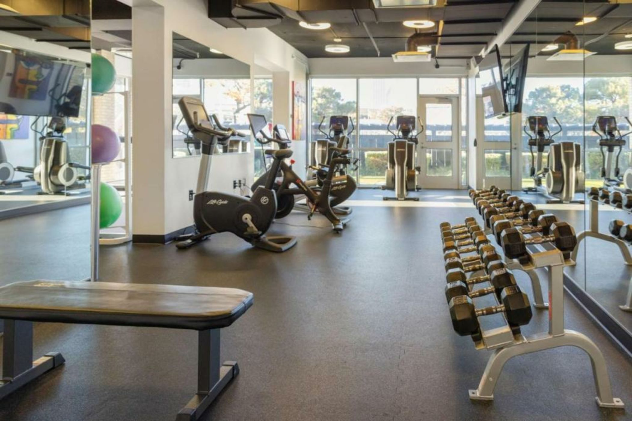 Lorenzo Hotel Dallas, Tapestry Collection by Hilton