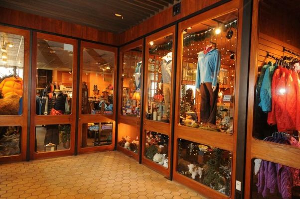 The Hotel Captain Cook