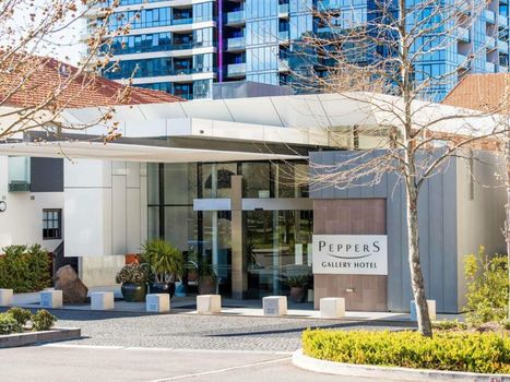 Peppers Gallery Hotel