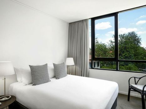 Peppers Gallery Hotel