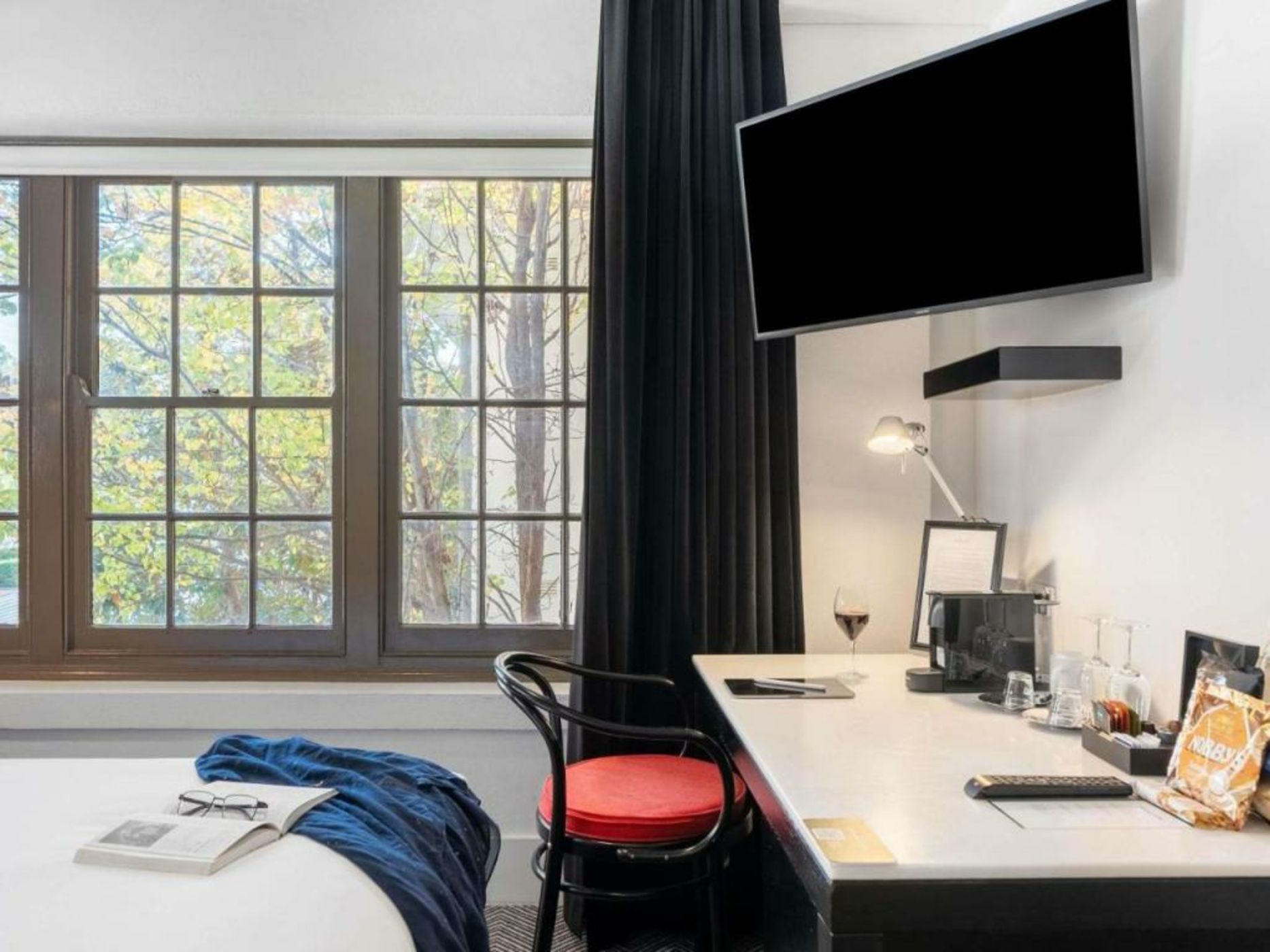 Peppers Gallery Hotel