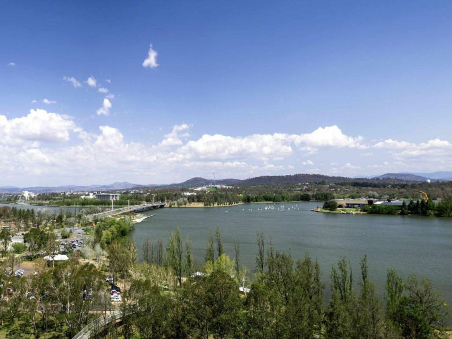 Peppers Gallery Hotel