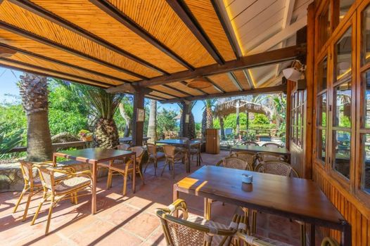 Hurricane Beach Hotel