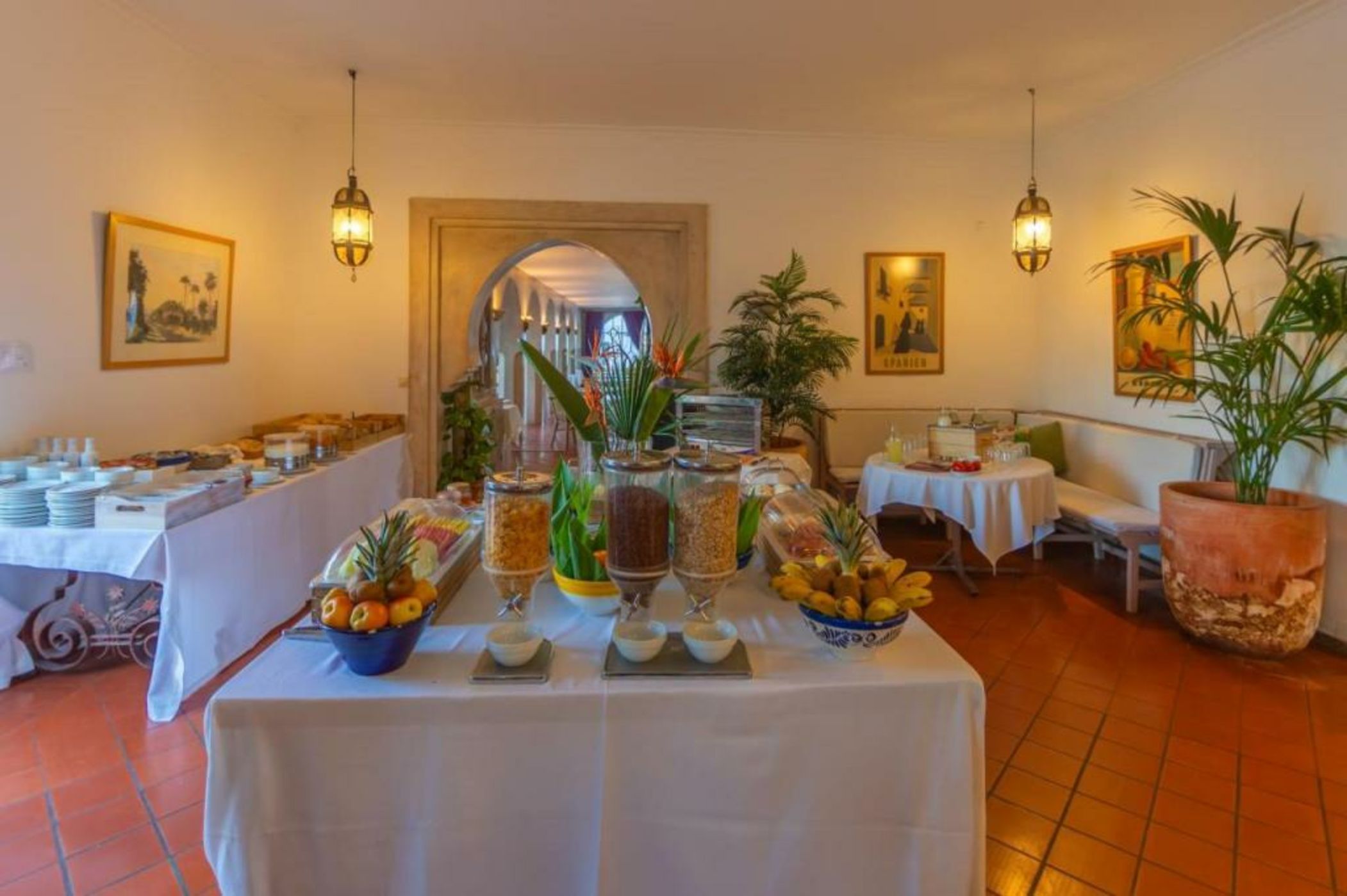 Hurricane Beach Hotel