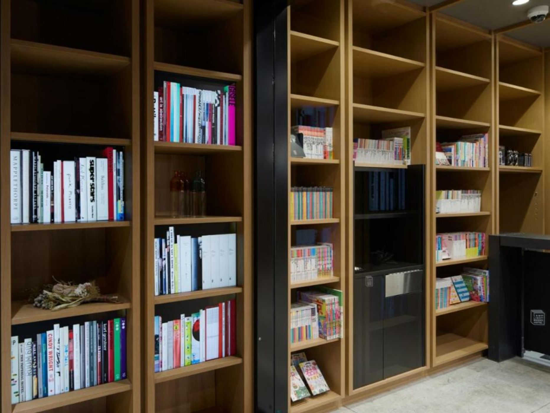 LAMP LIGHT BOOKS HOTEL sapporo