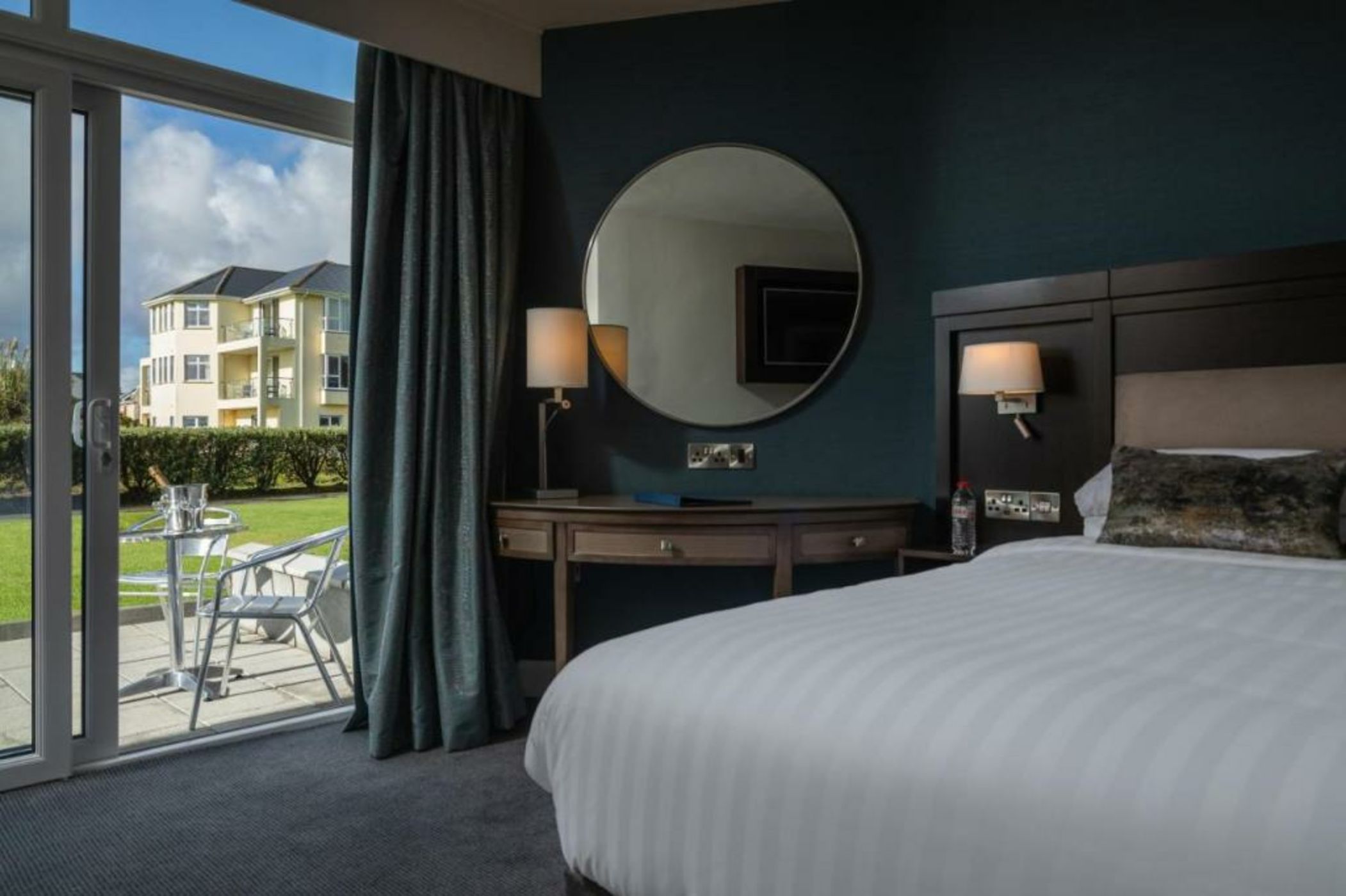 Connemara Coast Hotel