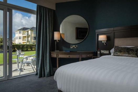 Connemara Coast Hotel