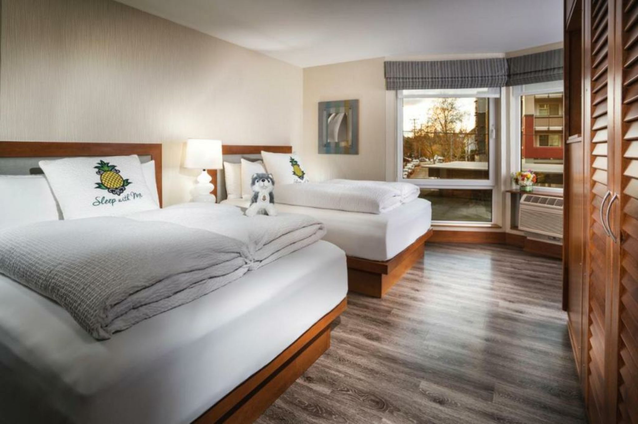 Staypineapple, Watertown Hotel, University District Seattle