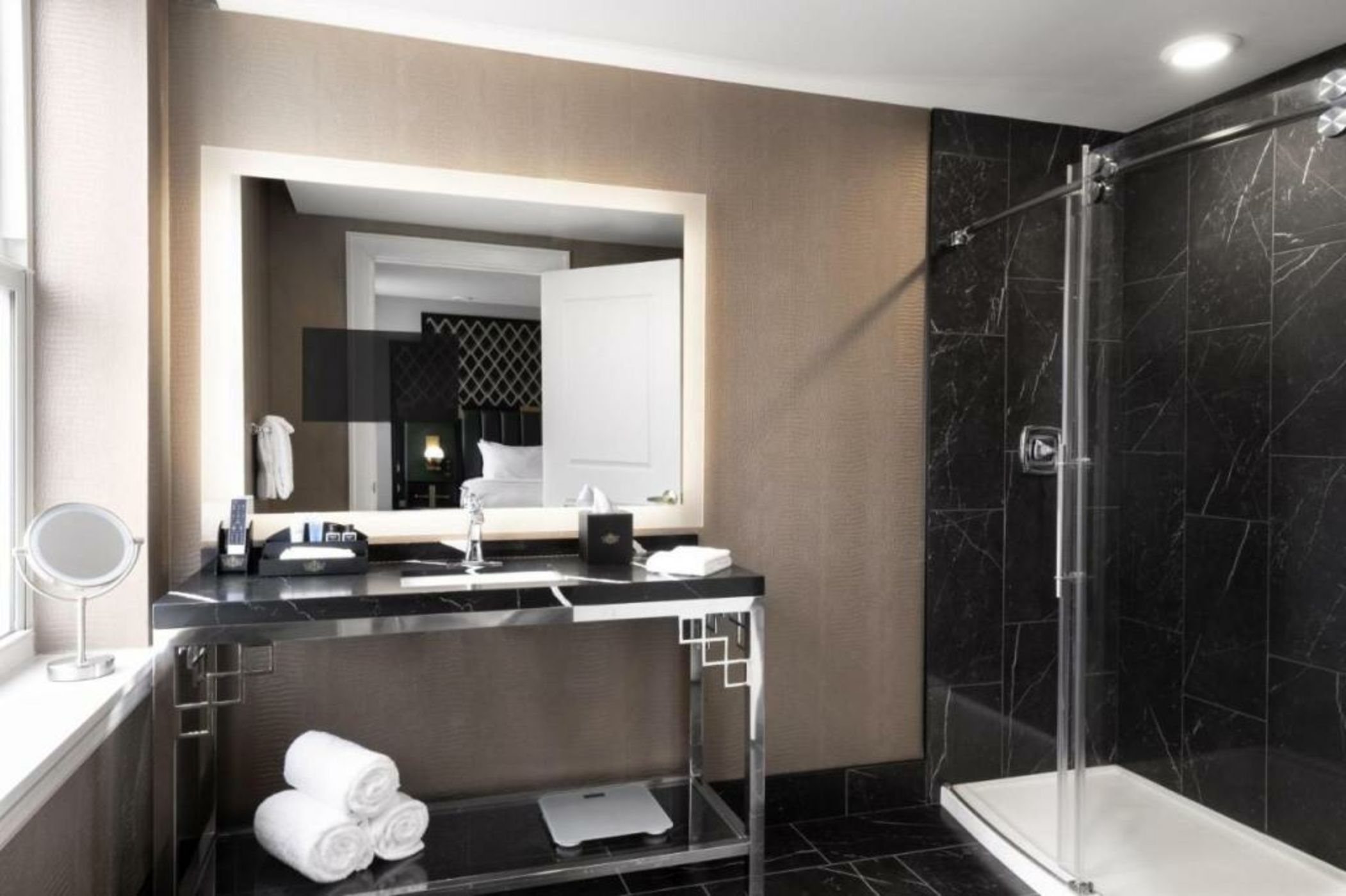 The Warrior Hotel, Autograph Collection