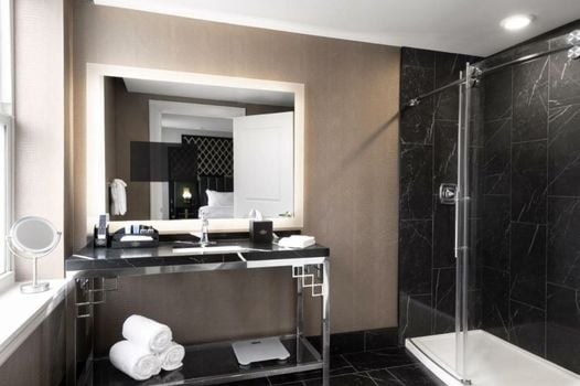 The Warrior Hotel, Autograph Collection