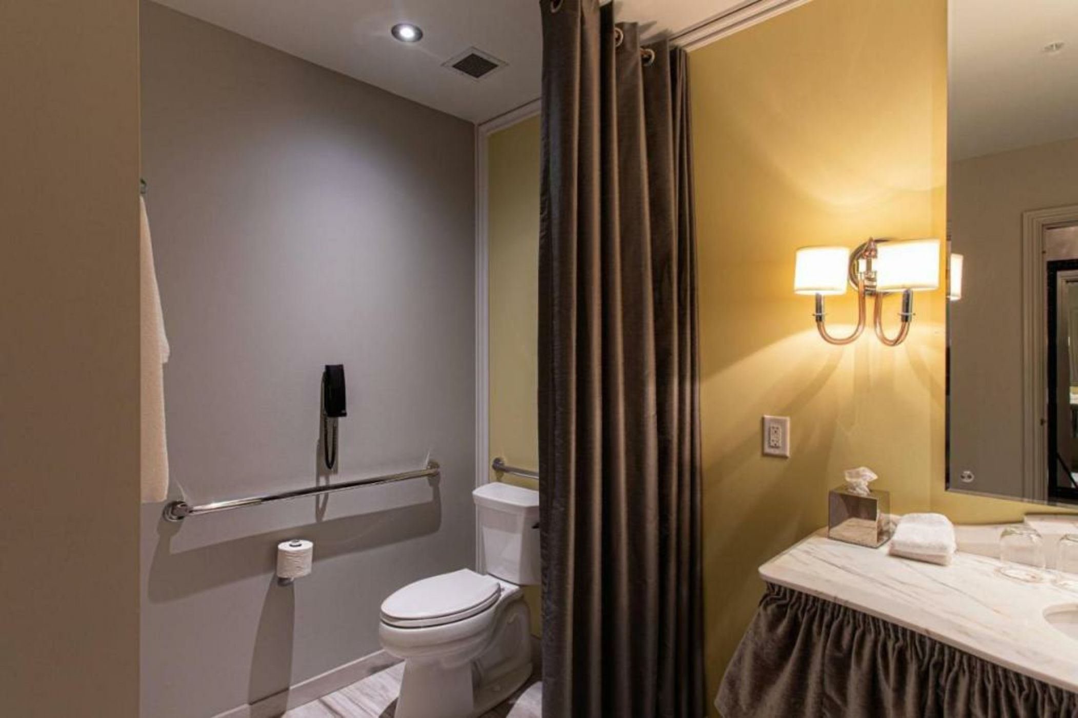 Grand Bohemian Charleston, Autograph Collection