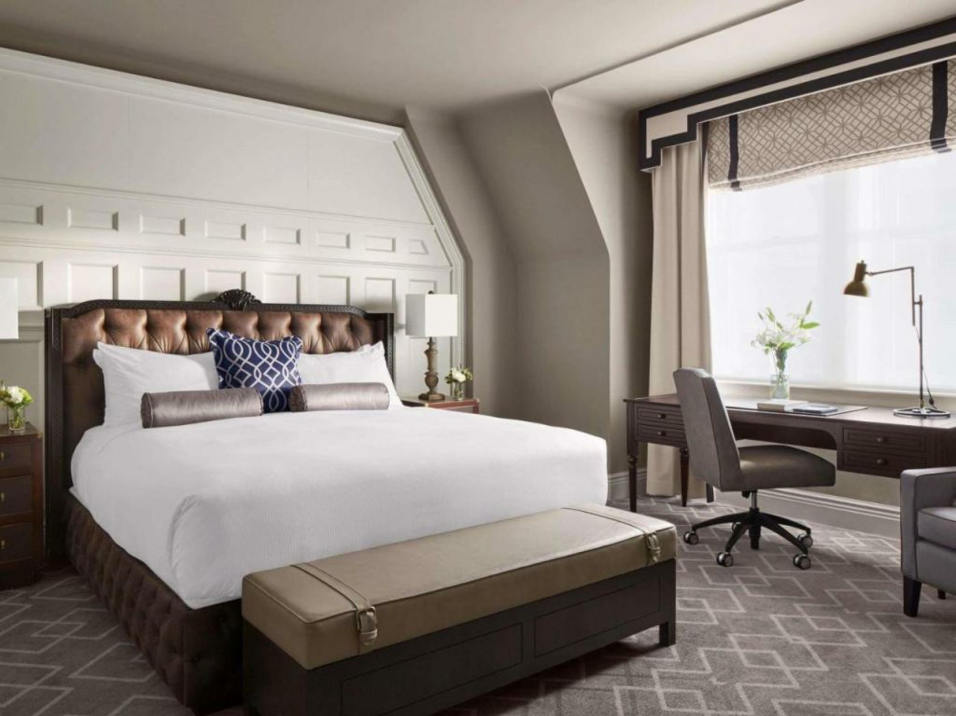 Fairmont Hotel Macdonald