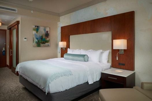 The Merrill Hotel & Conference Center, Muscatine, a Tribute Portfolio Hotel