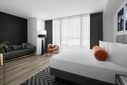 The ENGLiSH Hotel, Las Vegas, a Tribute Portfolio Hotel