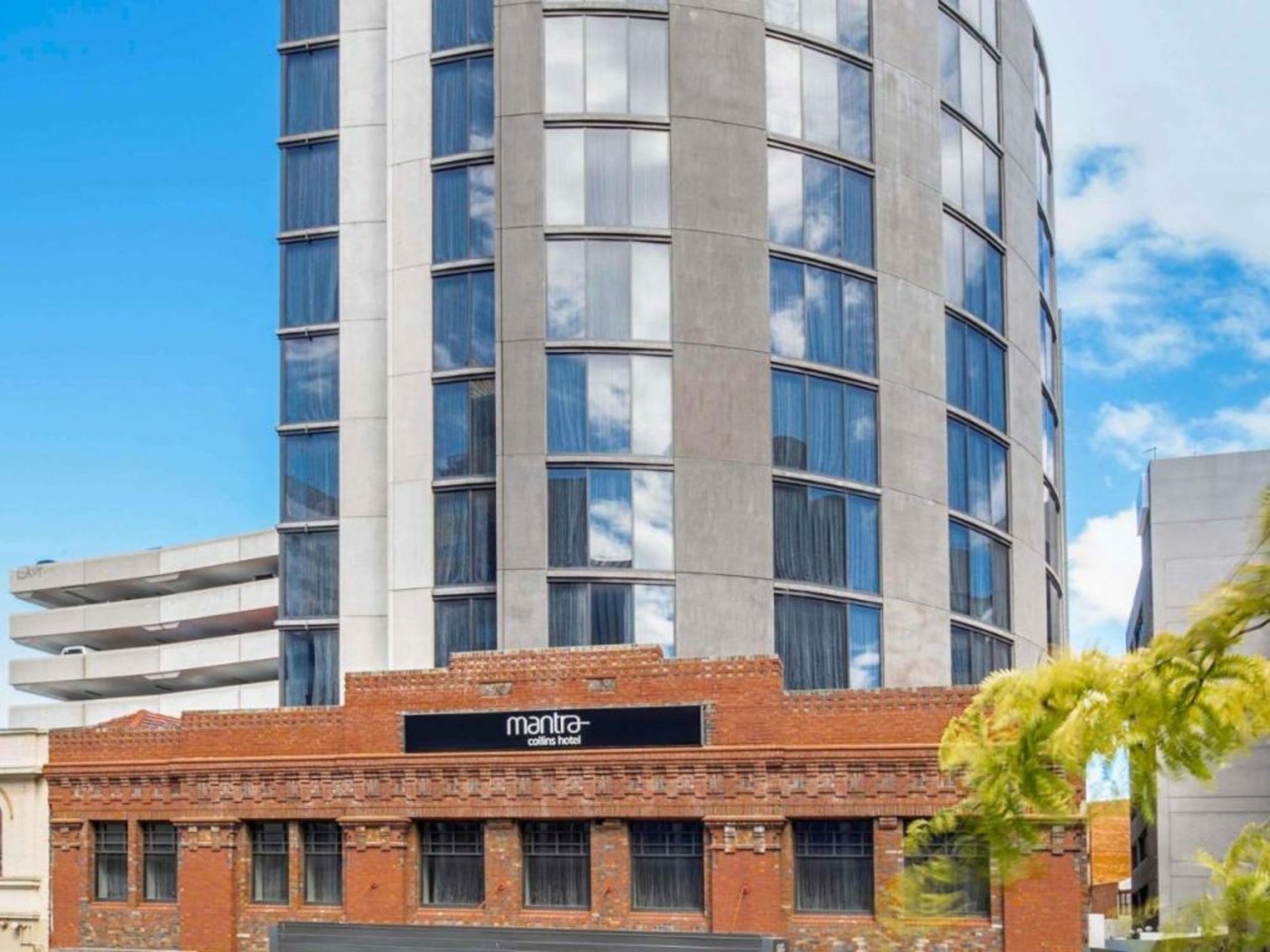 Mantra Collins Hotel