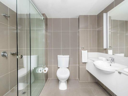 Mantra Collins Hotel